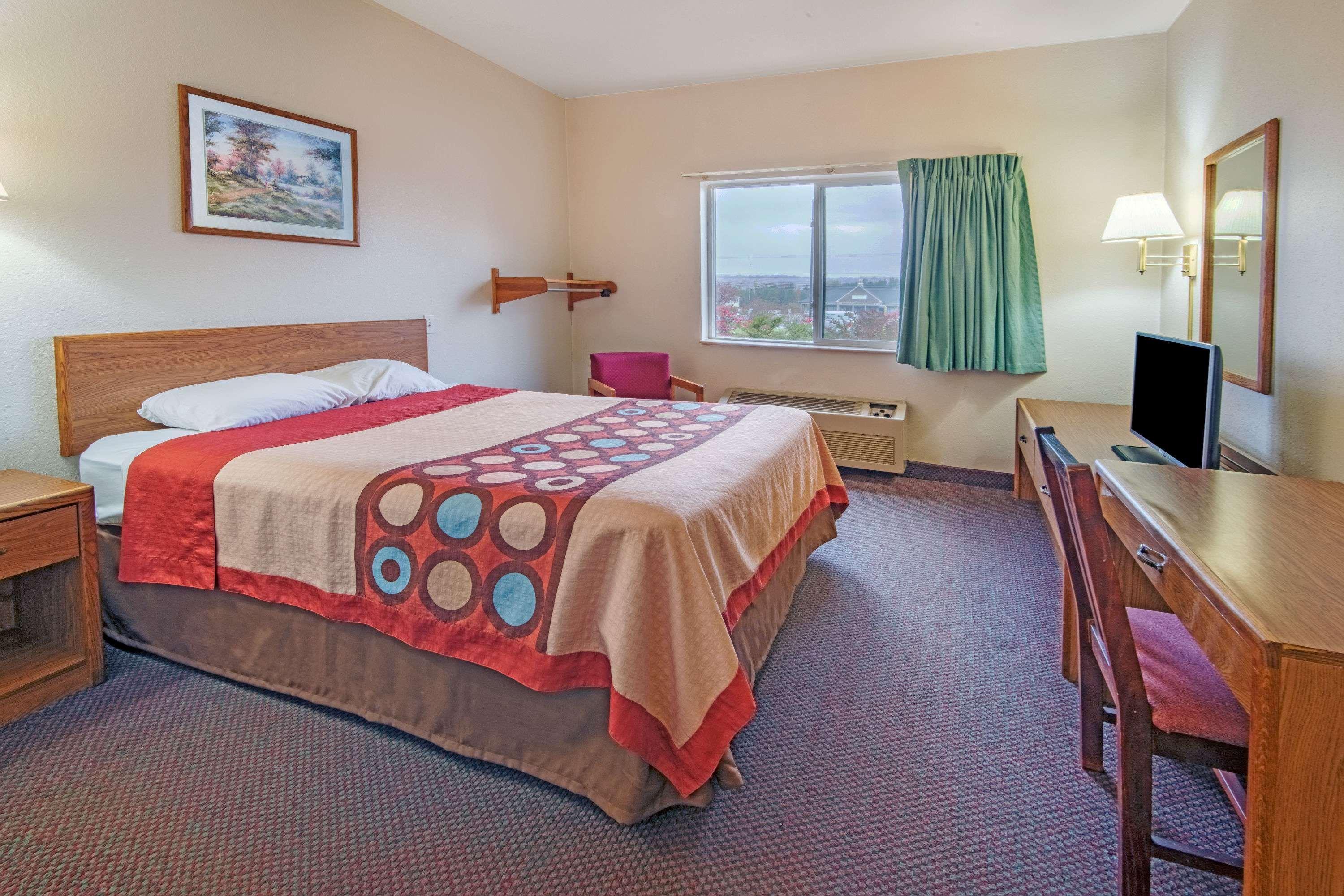 Hotel Super 8 By Wyndham Richfield Cleveland Exterior foto